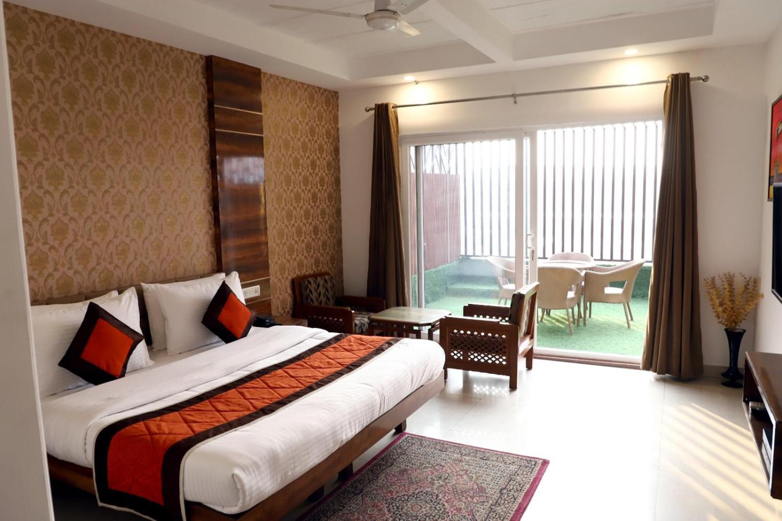 Airport Hotel Нью-Дели Экстерьер фото