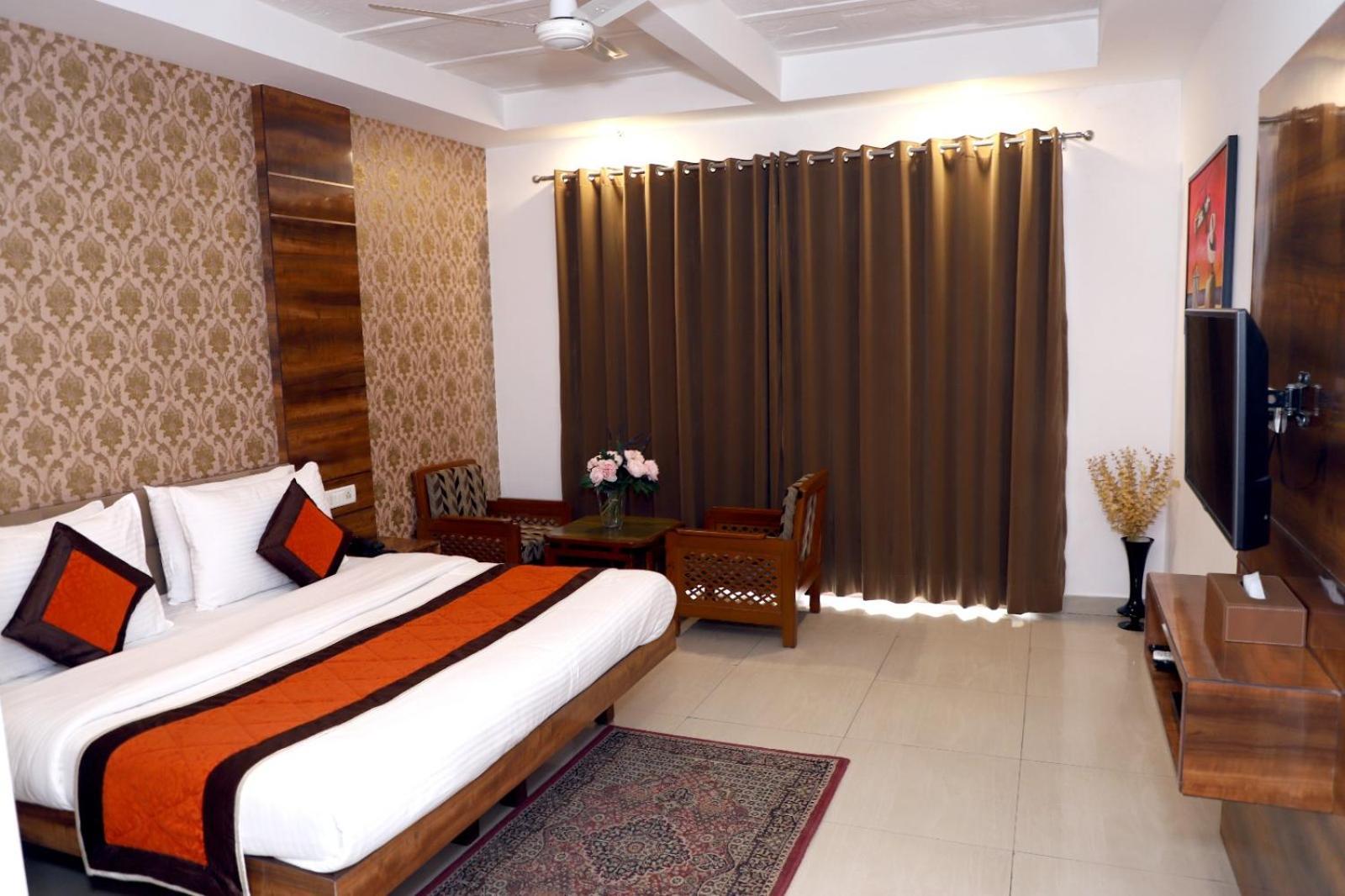 Airport Hotel Нью-Дели Экстерьер фото