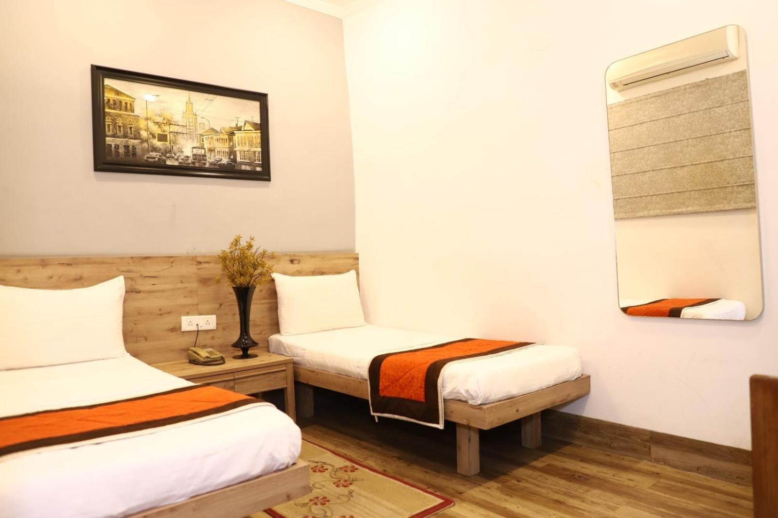 Airport Hotel Нью-Дели Экстерьер фото