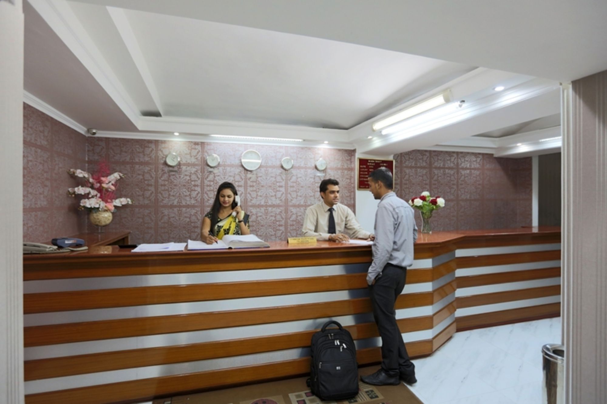 Airport Hotel Нью-Дели Экстерьер фото