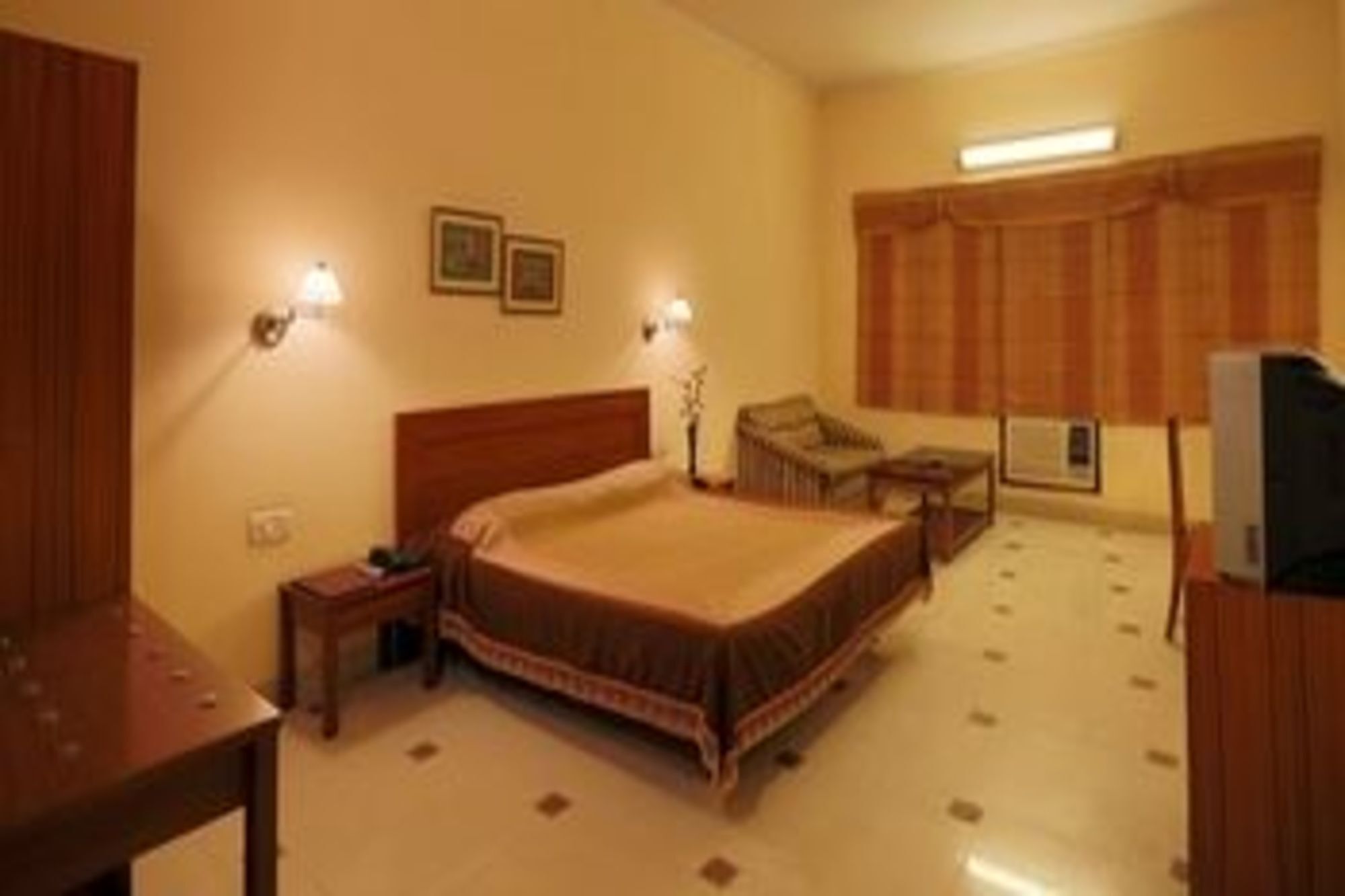 Airport Hotel Нью-Дели Экстерьер фото