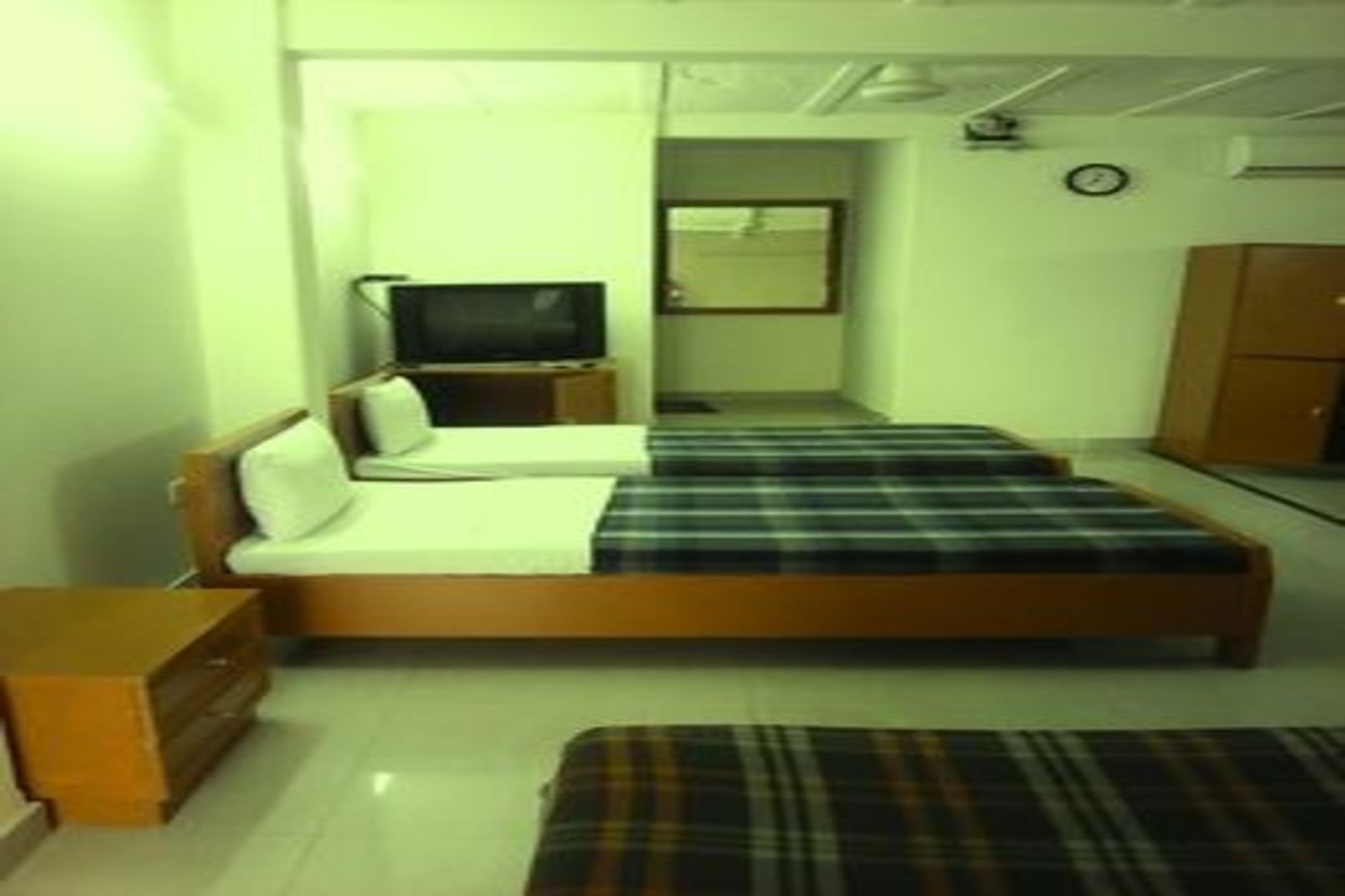 Airport Hotel Нью-Дели Экстерьер фото